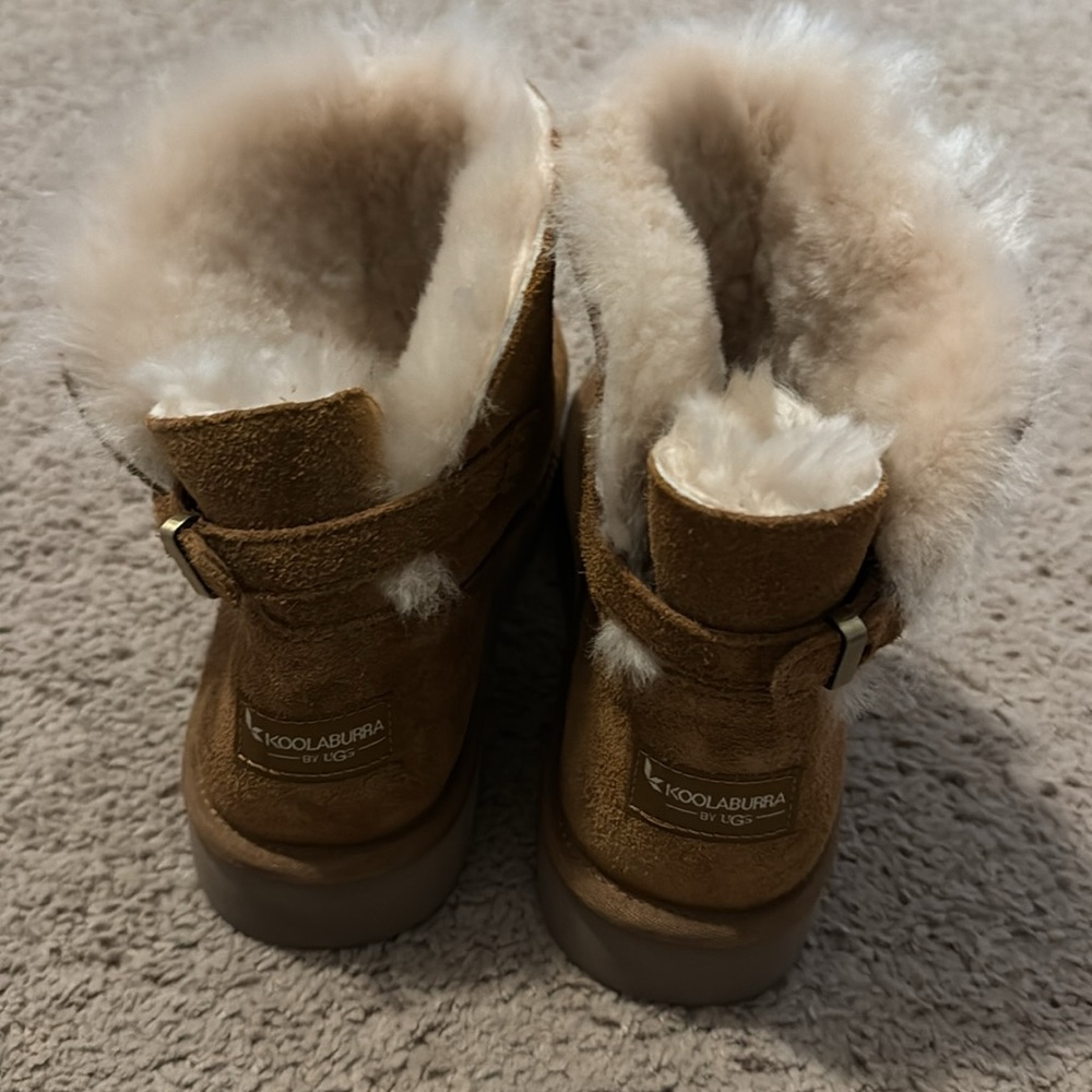 Kookaburra By Ugg Boot Size 8 - image 2